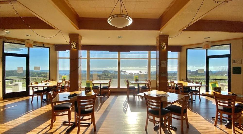 Oceanfront Lodge Crescent City Exterior photo