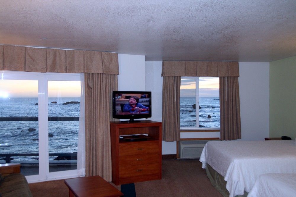 Oceanfront Lodge Crescent City Exterior photo